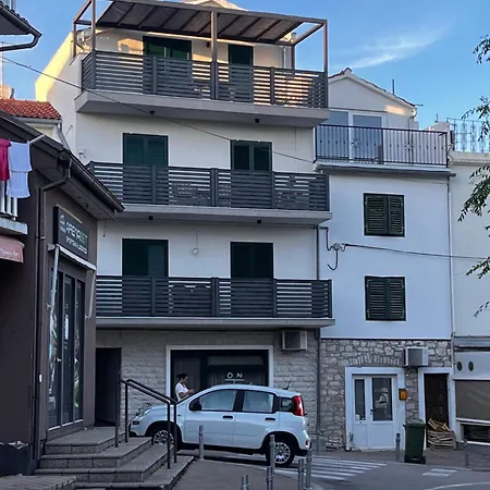 Adria Apartment *
