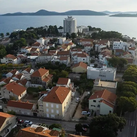 アパート Adria *